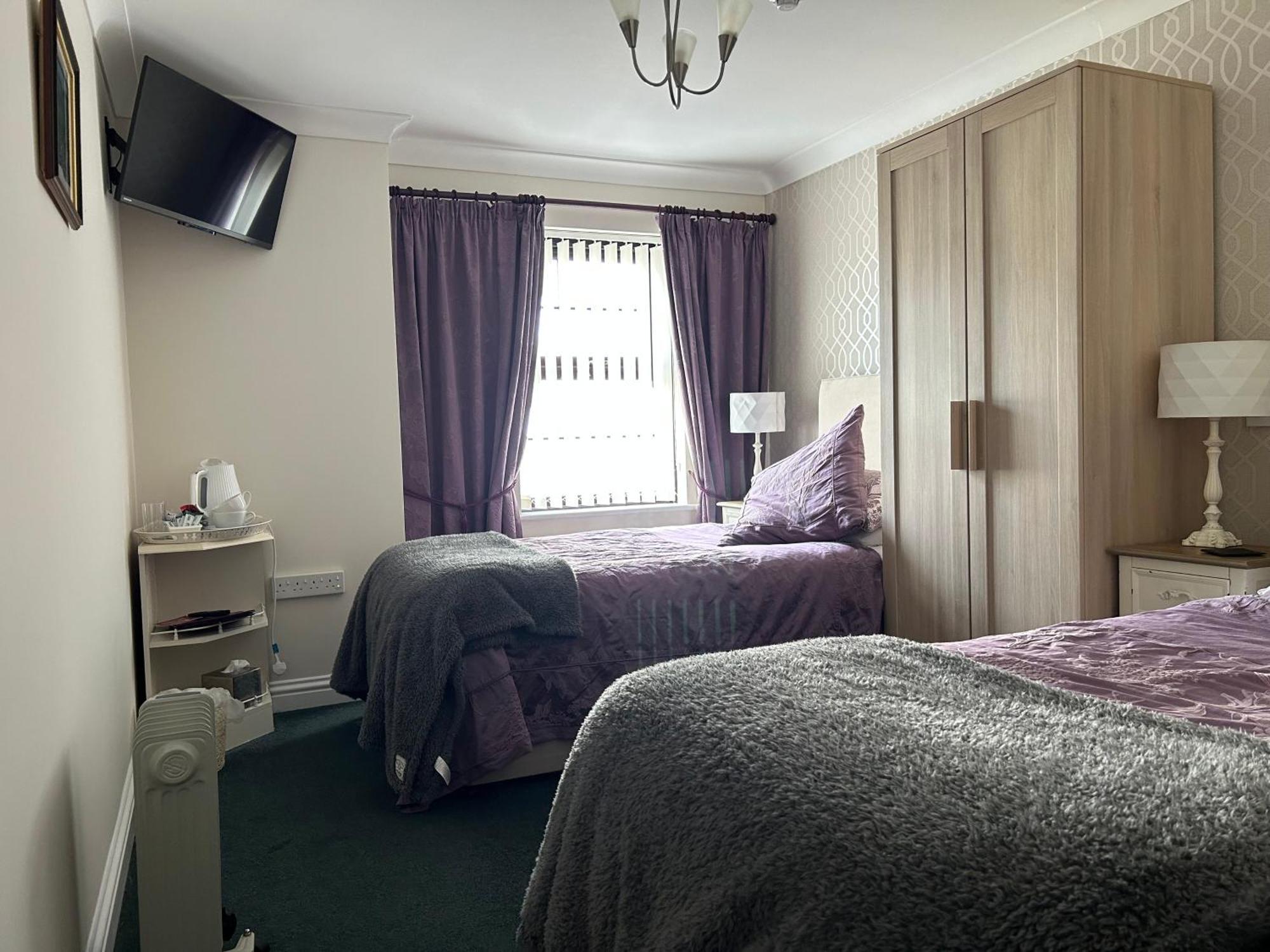 Flambards Hotel 카디건 외부 사진